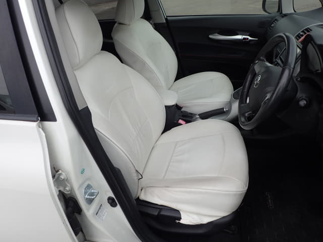 TOYOTA Auris thumbnail 25
