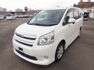 2007 TOYOTA Noah
