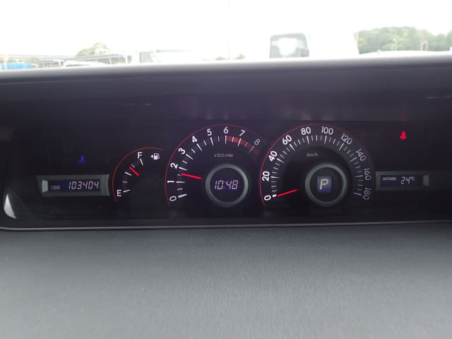 TOYOTA Noah thumbnail 35