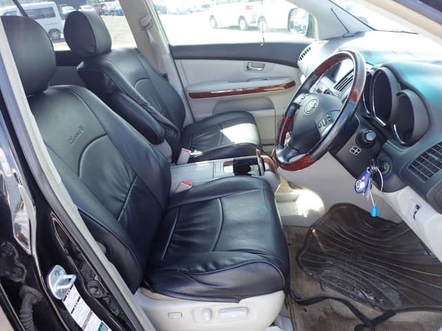 TOYOTA Harrier thumbnail 25