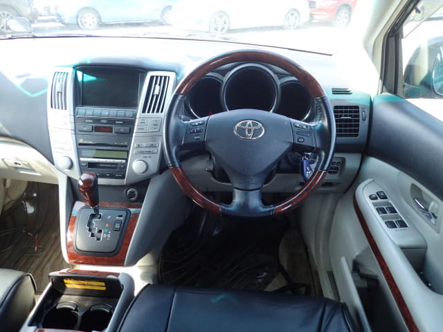 TOYOTA Harrier thumbnail 31