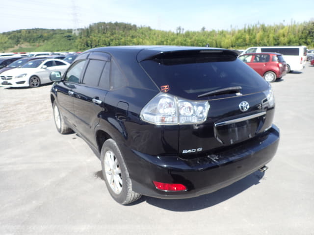 TOYOTA Harrier thumbnail 3