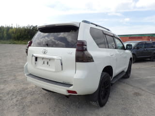 2011 TOYOTA Land Cruiser Prado