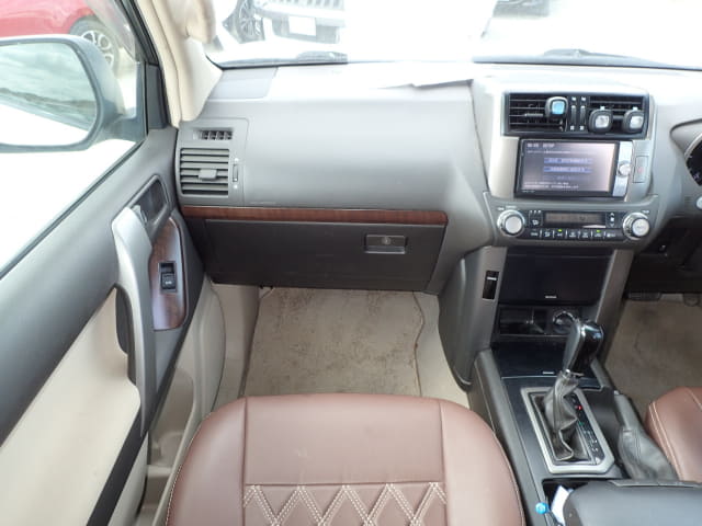 TOYOTA Land Cruiser Prado thumbnail 33