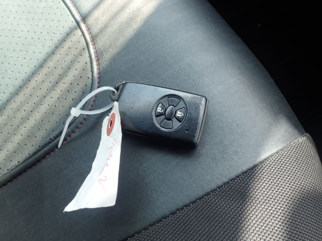 TOYOTA Auris thumbnail 39