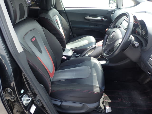 TOYOTA Auris thumbnail 25