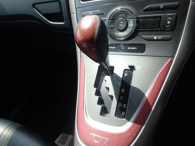 TOYOTA Auris thumbnail 38