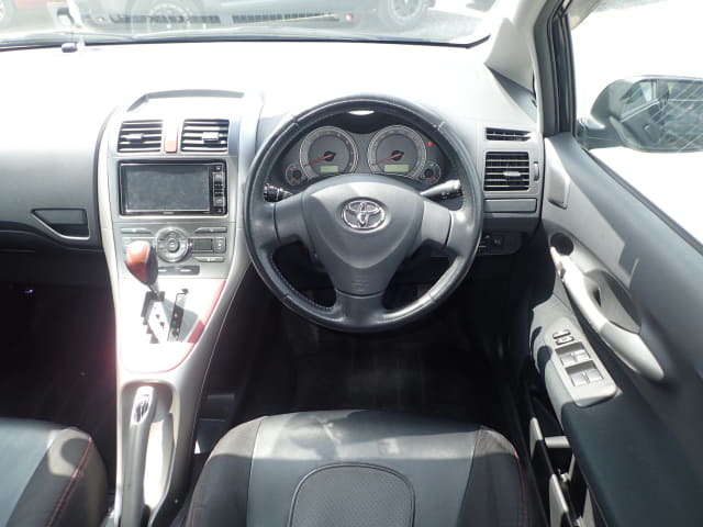 TOYOTA Auris thumbnail 31