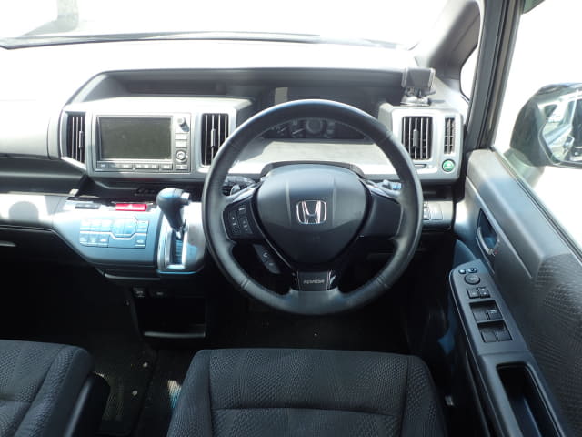 HONDA Step WGN thumbnail 33