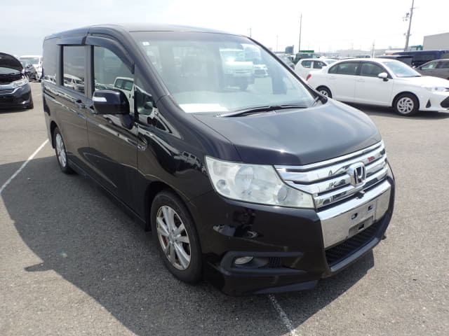 HONDA Step WGN thumbnail 7