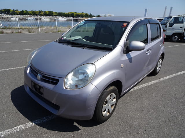 TOYOTA Passo