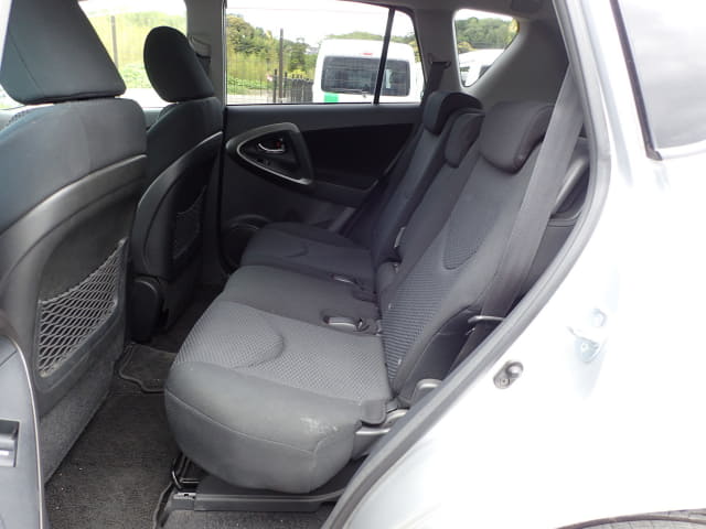 TOYOTA RAV4 thumbnail 27