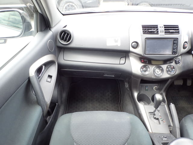 TOYOTA RAV4 thumbnail 33