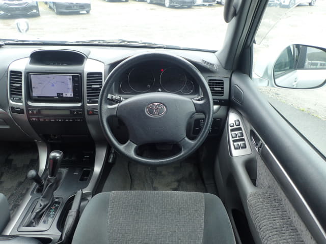 TOYOTA Land Cruiser Prado thumbnail 32
