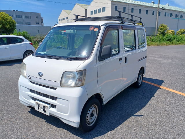 DAIHATSU Hijet Cargo