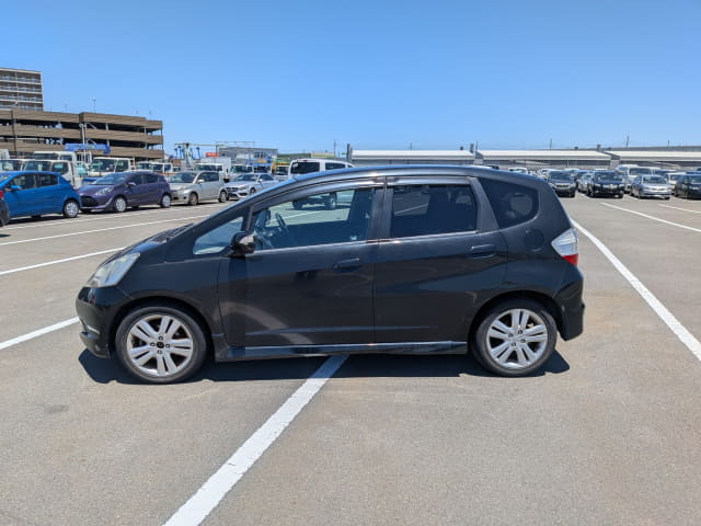 HONDA Fit thumbnail 2