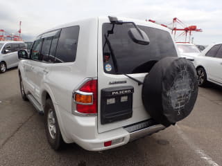 2001 MITSUBISHI Pajero