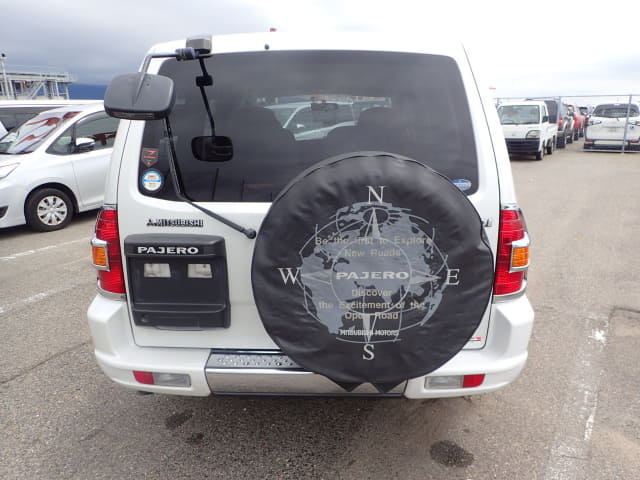 MITSUBISHI Pajero thumbnail 4
