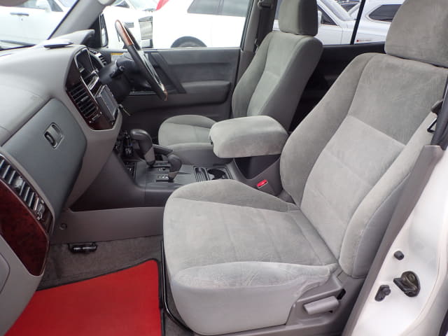 MITSUBISHI Pajero thumbnail 26