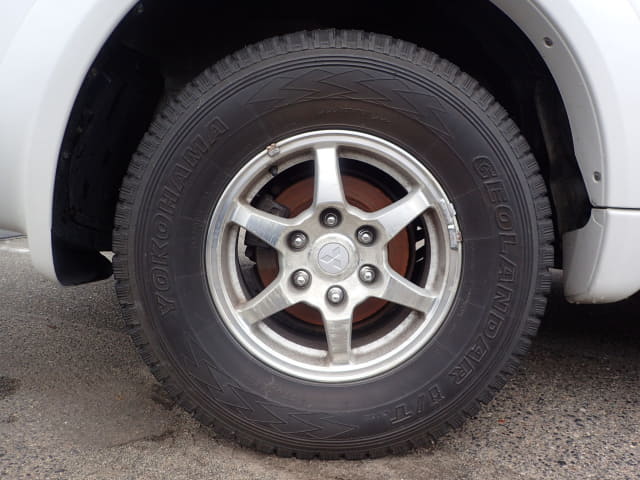 MITSUBISHI Pajero thumbnail 11