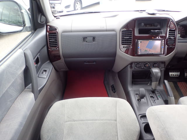MITSUBISHI Pajero thumbnail 34