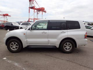 2001 MITSUBISHI Pajero