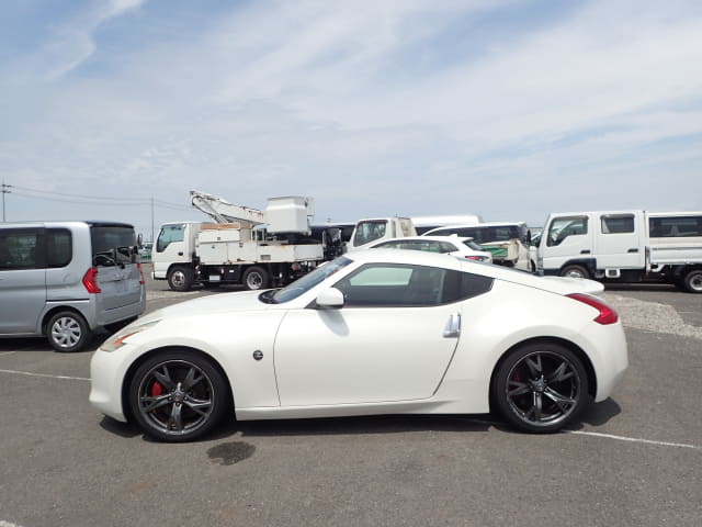 NISSAN Fairlady Z thumbnail 2