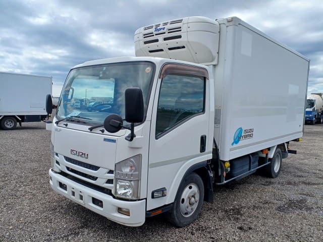 ISUZU Elf Truck