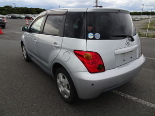 2005 TOYOTA IST