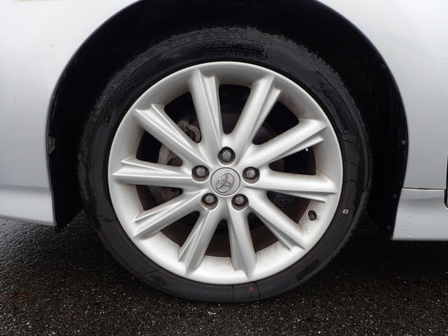 TOYOTA SAI thumbnail 9