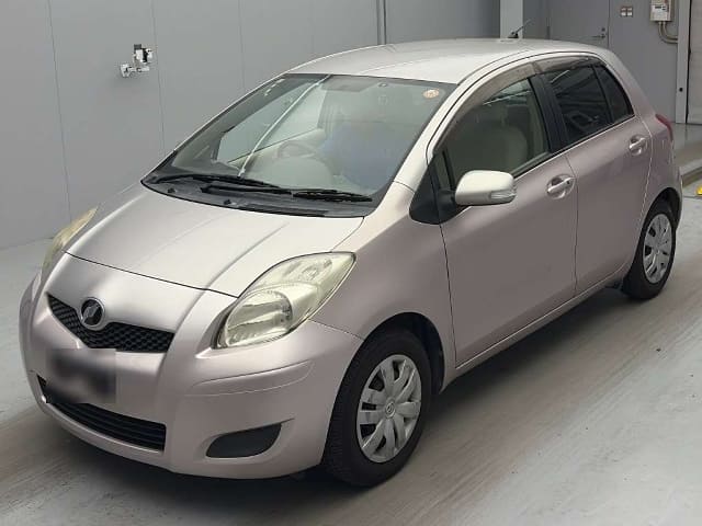 TOYOTA Vitz