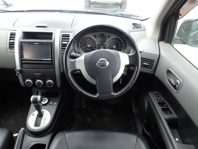 NISSAN X-Trail thumbnail 32