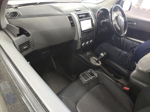 NISSAN X-Trail thumbnail 50
