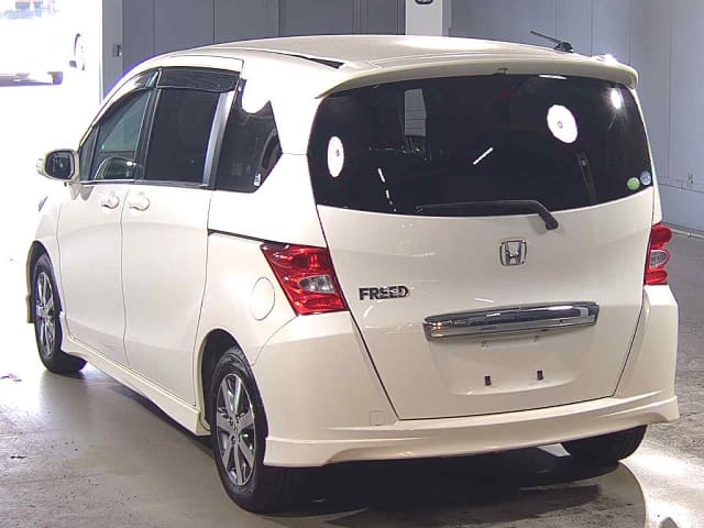 HONDA Freed thumbnail 5