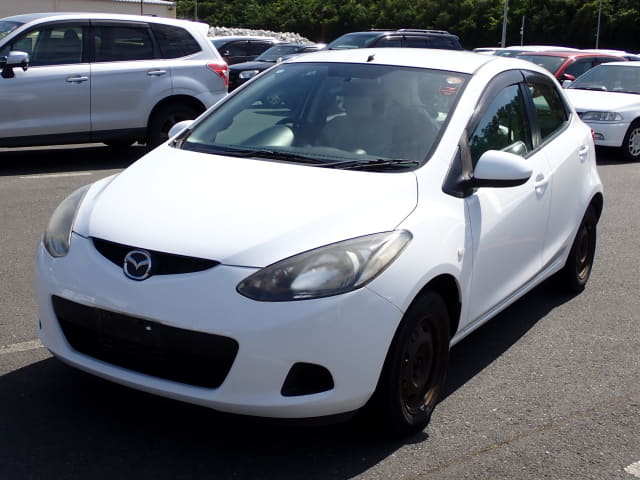 MAZDA Demio