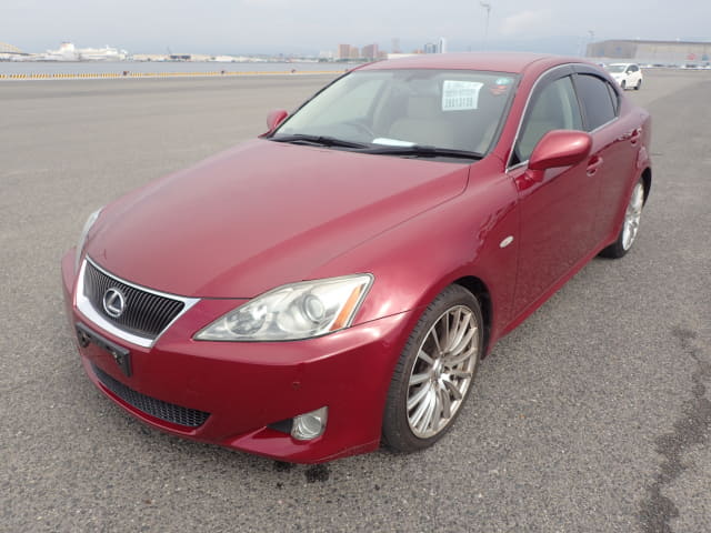 LEXUS IS
