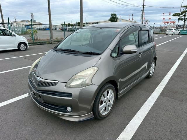 2006 TOYOTA Ractis