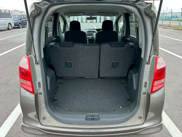 TOYOTA Ractis thumbnail 28