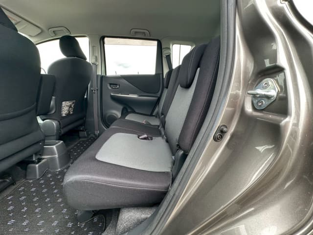 TOYOTA Ractis thumbnail 27