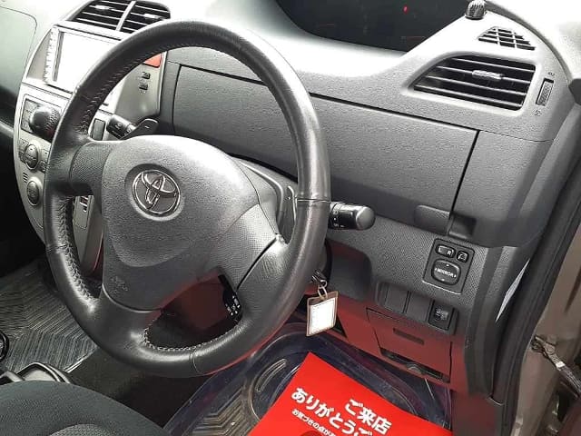 TOYOTA Ractis thumbnail 45