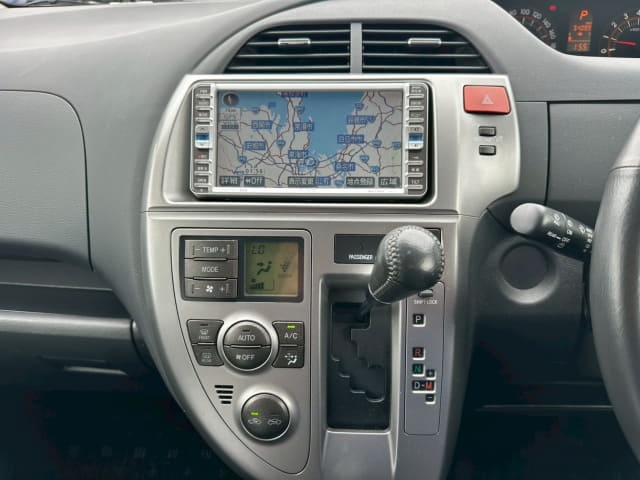TOYOTA Ractis thumbnail 35
