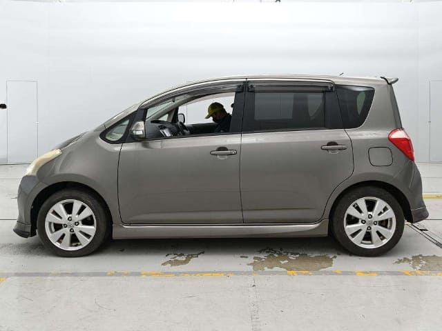 TOYOTA Ractis thumbnail 48