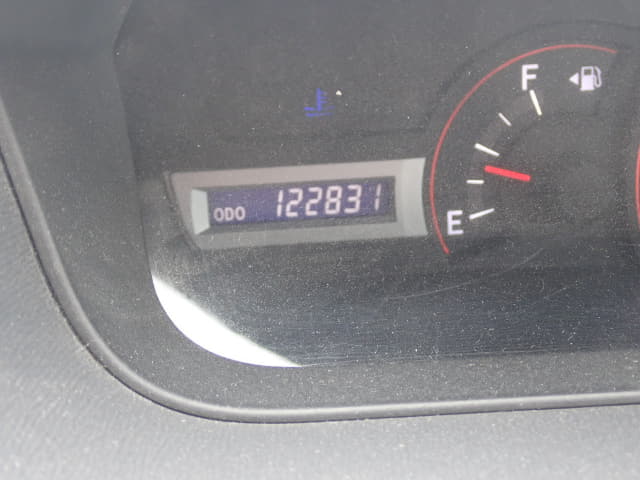 TOYOTA Noah thumbnail 35