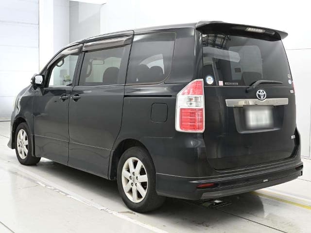 TOYOTA Noah thumbnail 53