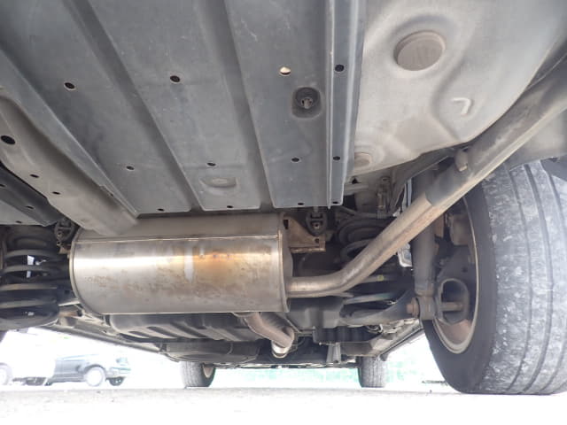 TOYOTA Noah thumbnail 16