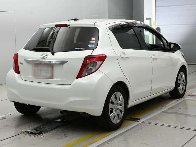 TOYOTA Vitz thumbnail 45
