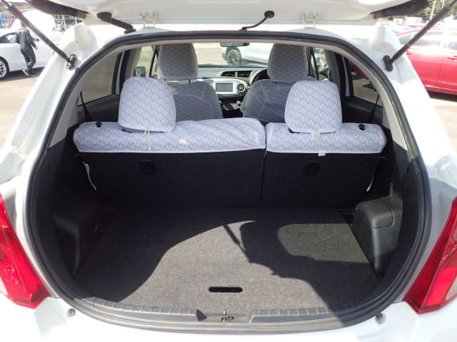 TOYOTA Vitz thumbnail 28