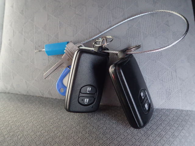 TOYOTA Vitz thumbnail 37