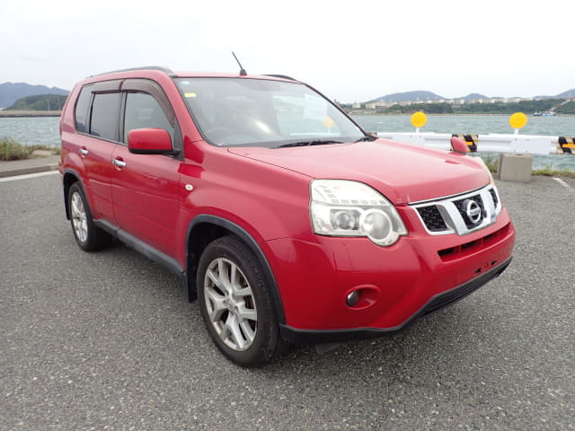 NISSAN X-Trail thumbnail 7