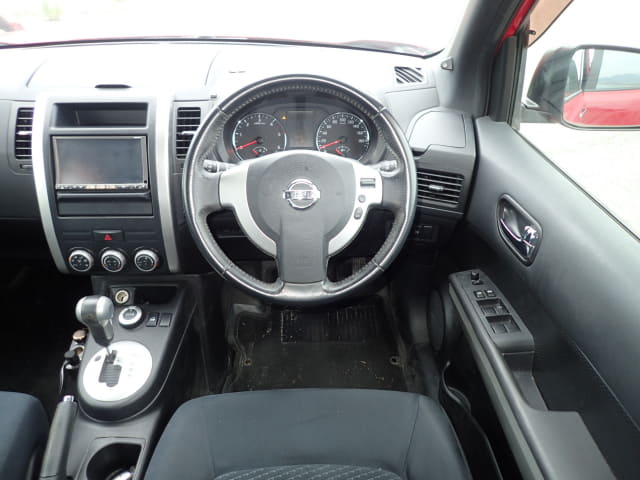 NISSAN X-Trail thumbnail 32